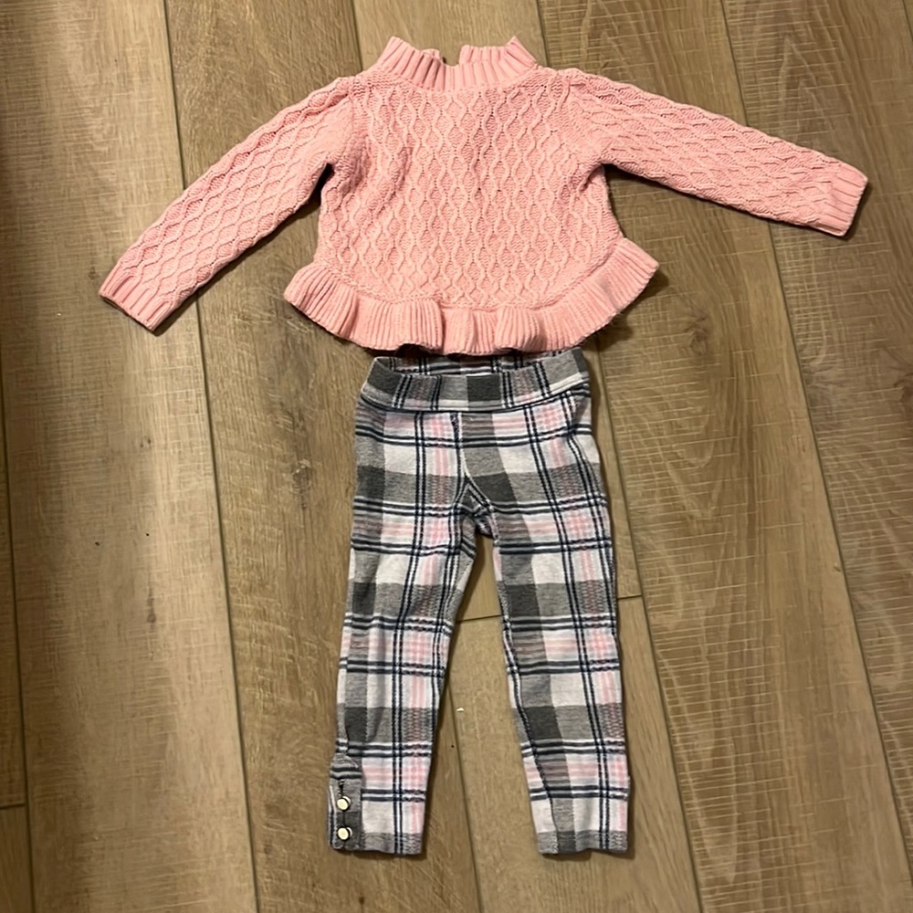 Adorable 2T Janie and Jack set for girl.